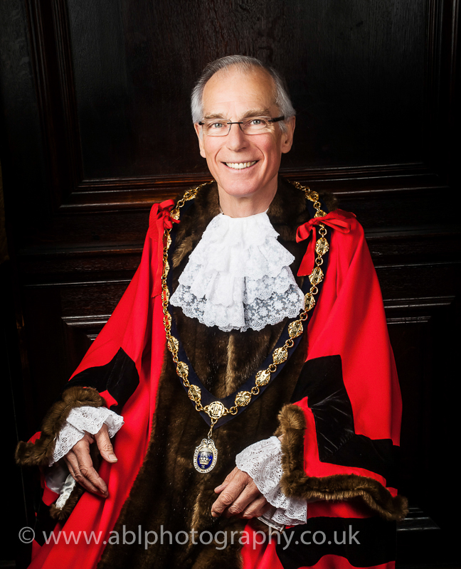 mayor-of-henley-offical-portrait-by-abl-photography